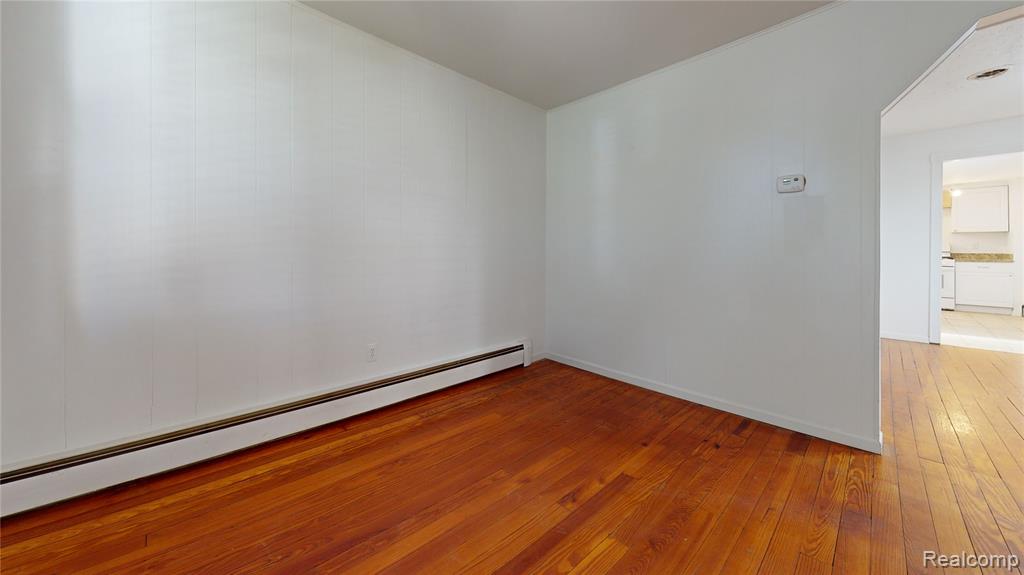 415 Gardenia Avenue, Royal Oak, MI 48067 — Photo 11
