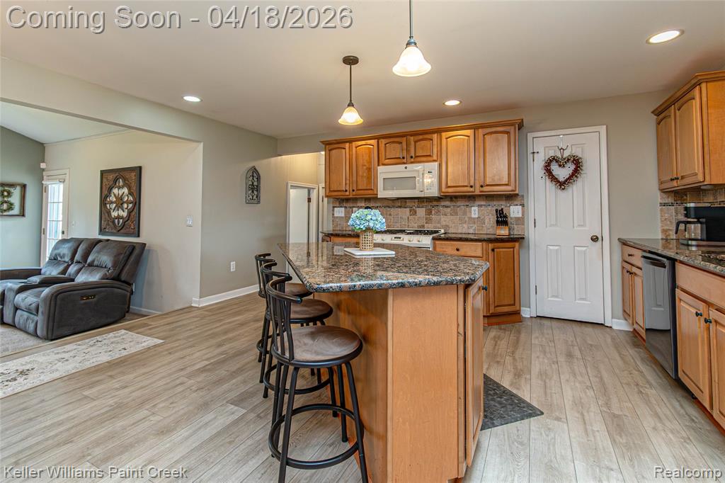 53075 Venus Drive, Shelby Twp, MI 48316 — Photo 10
