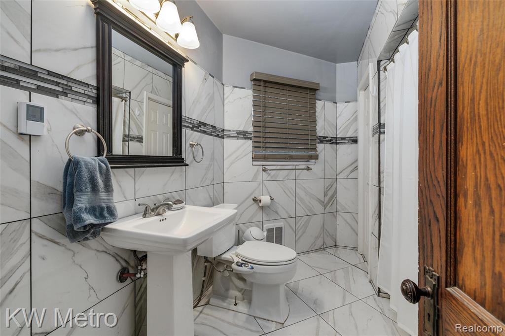 3510 Oakman Boulevard, Detroit, MI 48204 — Photo 16