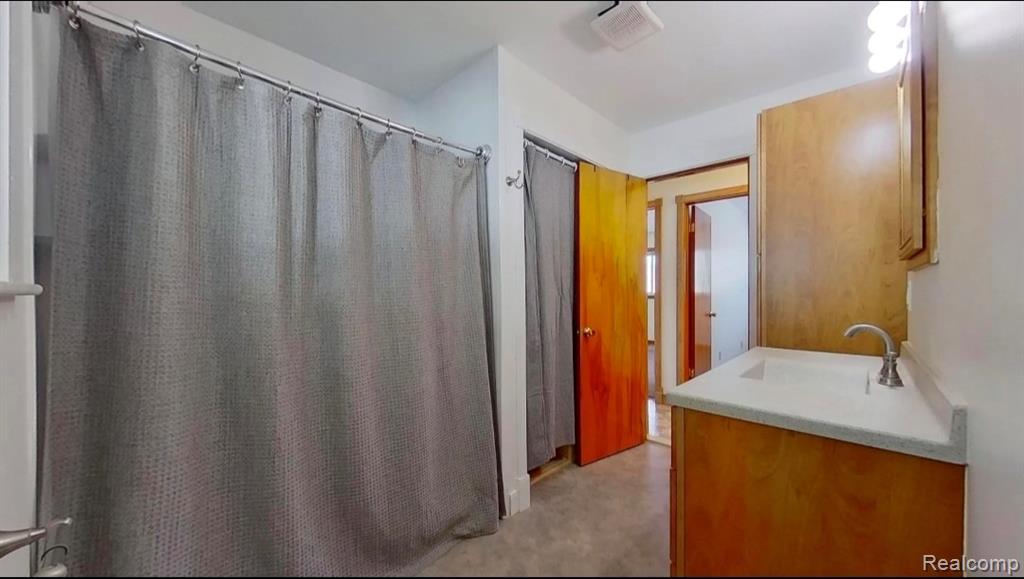 18820 Dexter Trail, Gregory, MI 48137 — Photo 23