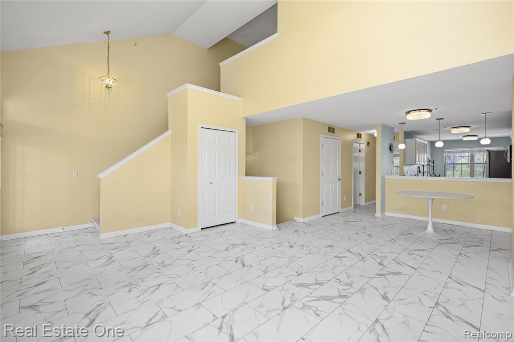 160 Sandy Lane, Walled Lake, MI 48390 — Photo 22