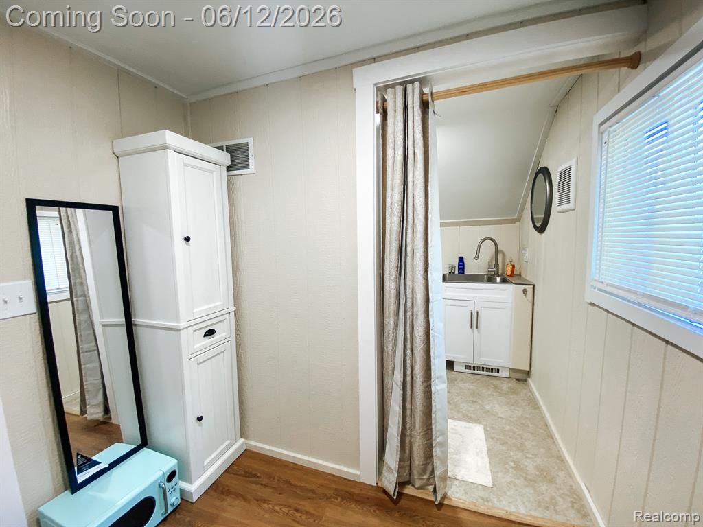 10514 Hamburg Road, Whitmore Lake, MI 48189 — Photo 35