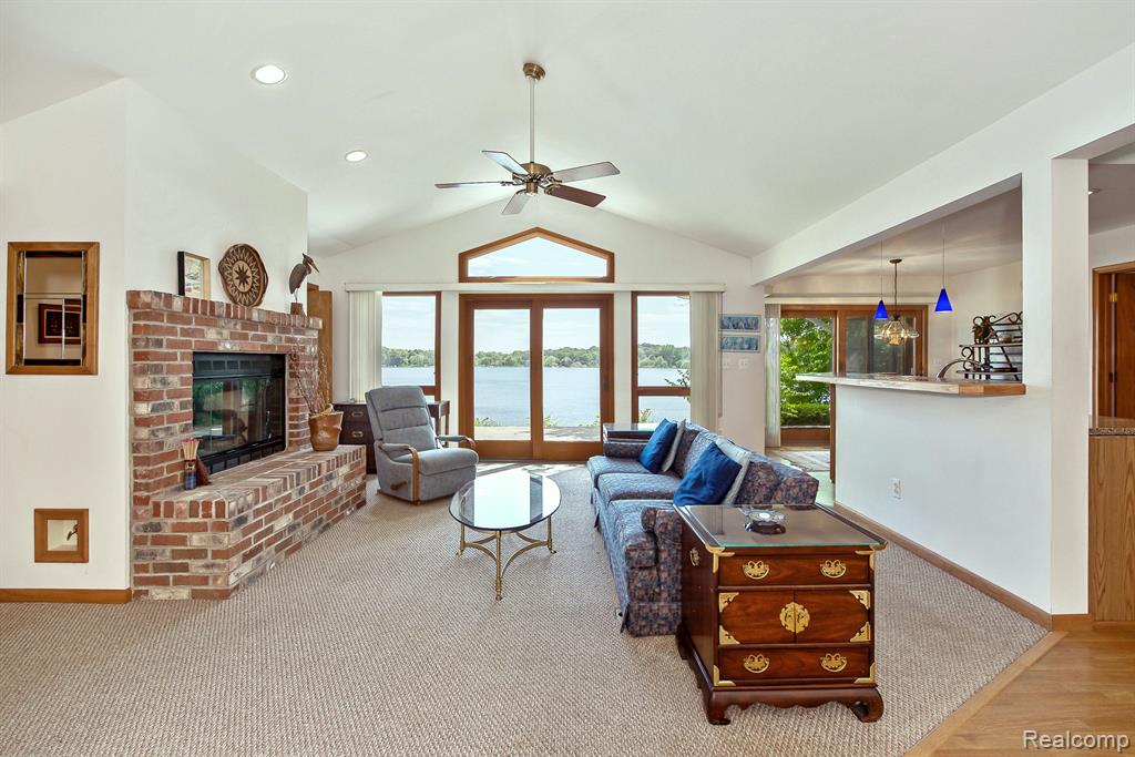 7636 THARP Drive, Whitmore Lake, MI 48189 — Photo 22