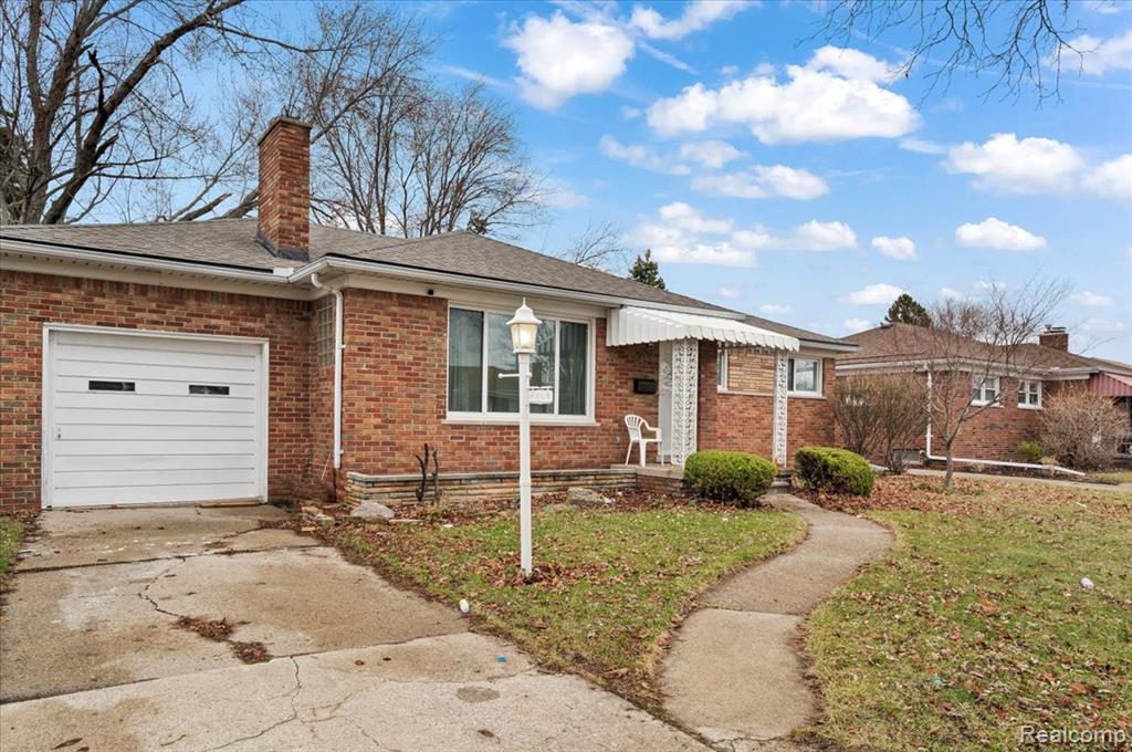 8457 Menge, Center Line, MI 48015 — Photo 3
