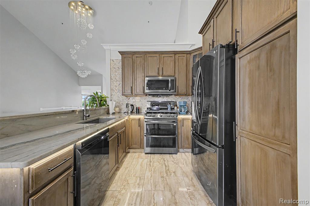 370 Roosevelt Street, Canton, MI 48188 — Photo 14