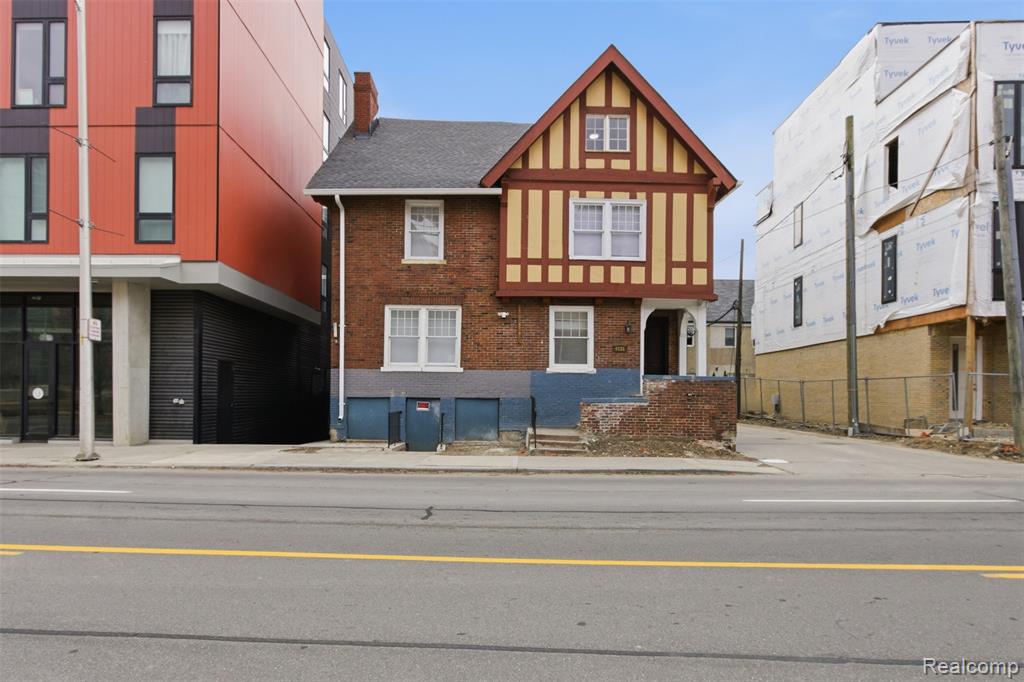 4635 John R Street, Detroit, MI 48201