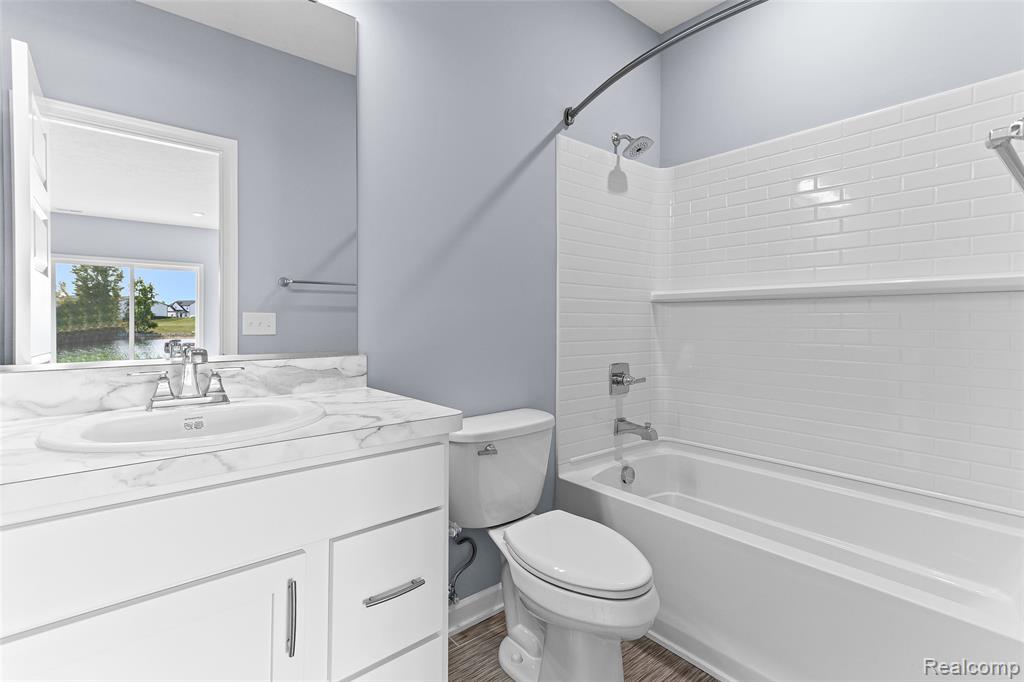 711 W Windward Way, Perry, MI 48872 — Photo 25