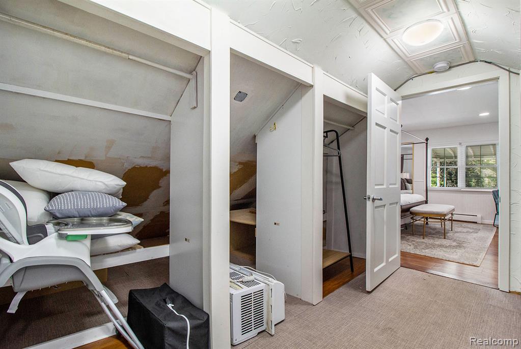 155 N Main Street, Clarkston, MI, 00000