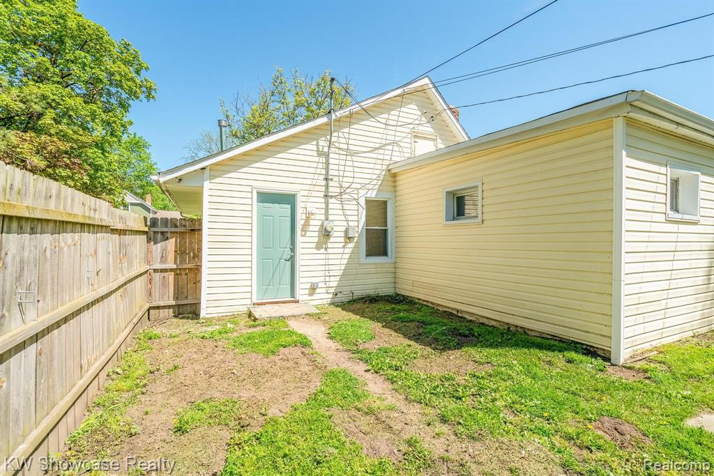 71 W Wabash Avenue, Belleville, MI 48111 — Photo 28