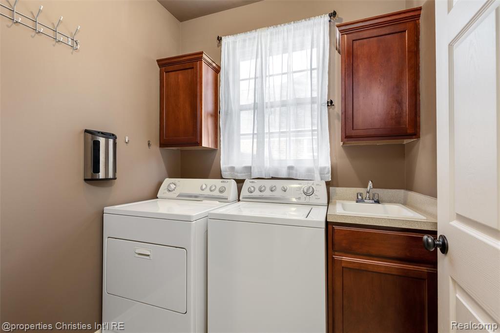 44136 Orion Drive, Sterling Heights, MI 48314 — Photo 22