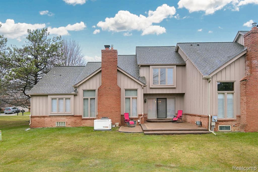 37799 SIENA Drive, Farmington Hills, MI 48331 — Photo 34