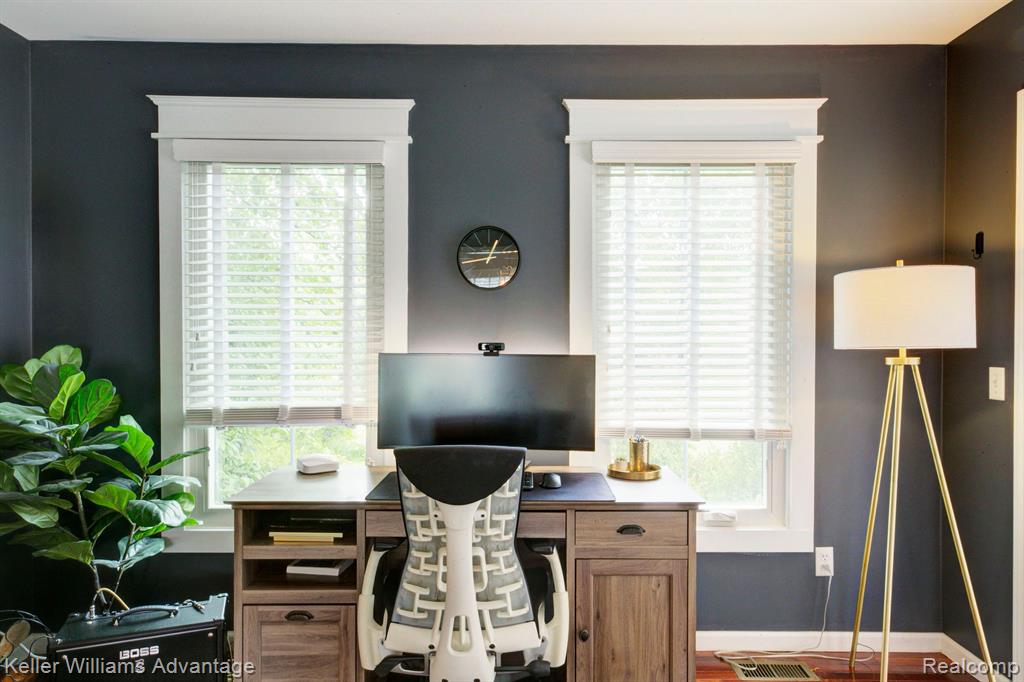 47694 EDINBURGH Drive, Plymouth, MI 48170 — Photo 11