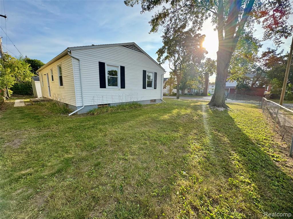 5220 Western Road, Flint, MI 48506 — Photo 3