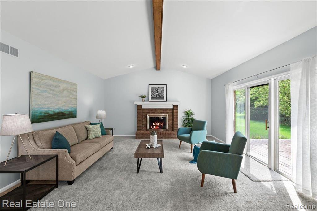 585 Dorchester Way, Milford, MI 48381 — Photo 18