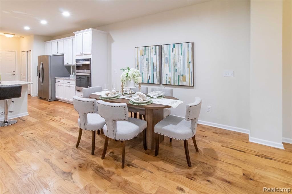 43635 CHANCELLOR LANE, Novi, MI — Photo 18