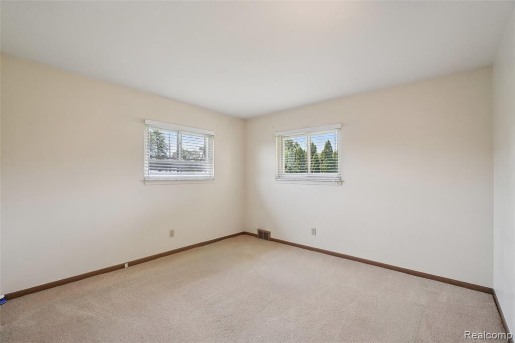 54829 Starlite Drive, Shelby Twp, MI 48316 — Photo 20