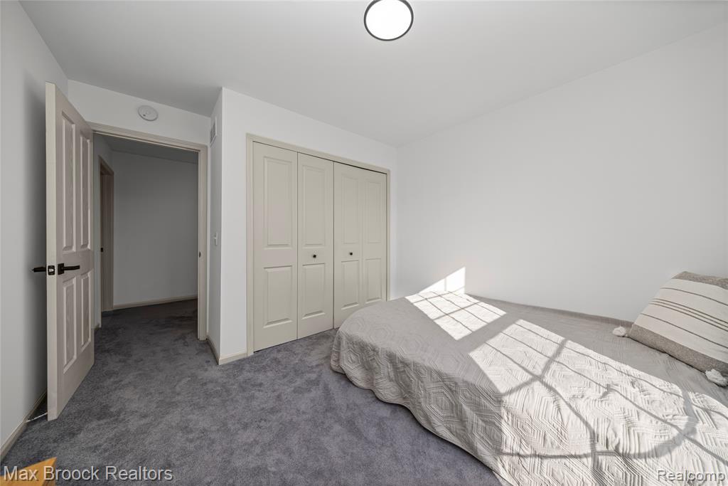47078 Bing Drive, Canton, MI 48187 — Photo 48