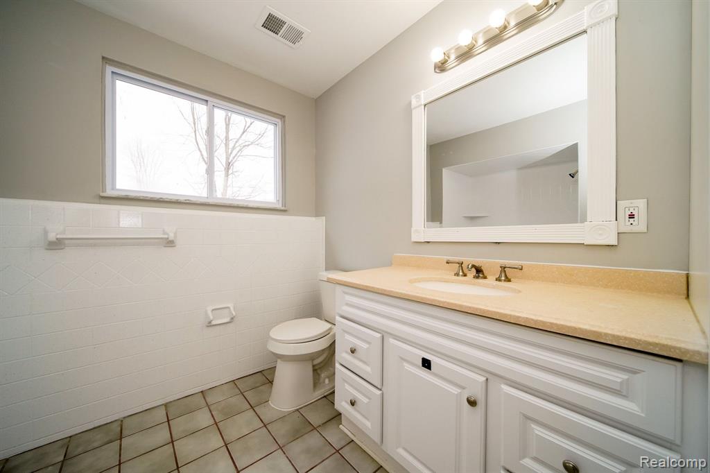 5266 ARGENTINE Road, Howell, MI 48855 — Photo 58