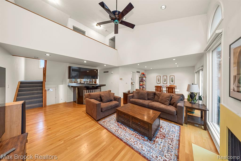 6337 N ASPEN RIDGE Boulevard, West Bloomfield, MI — Photo 12
