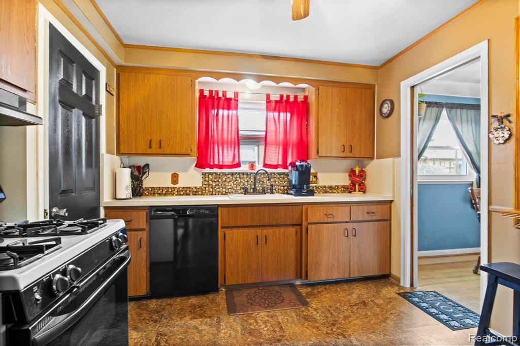 4010 Merrick Street, Dearborn Heights, MI 48125 — Photo 17