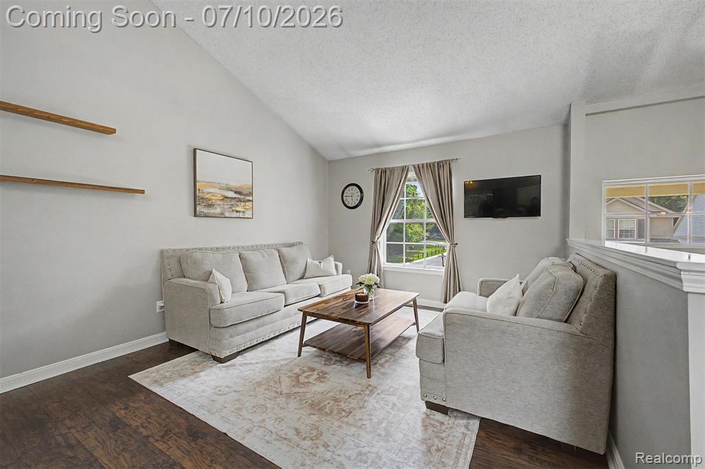 6400 Lake Meadow Drive, Waterford, MI 48327 — Photo 10