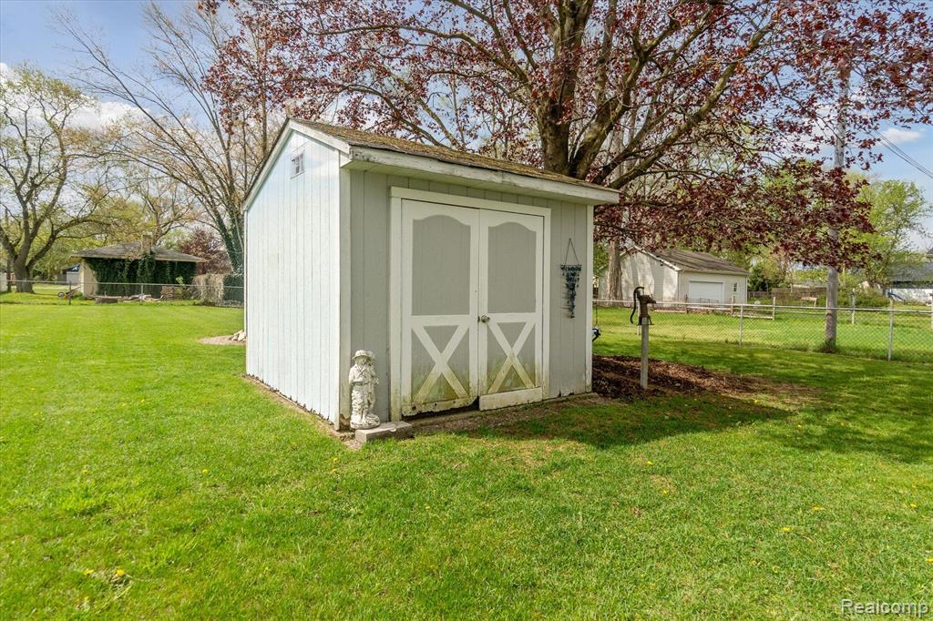 164 BALL Street, Ortonville, MI 48462 — Photo 25