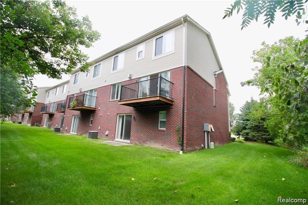 806 Red Run Drive, Troy, MI 48085 — Photo 21