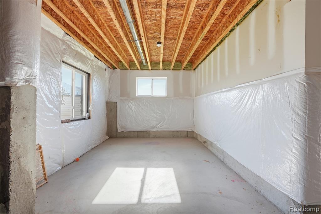 20975 Calabrese Drive, South Lyon, MI 48178 — Photo 33