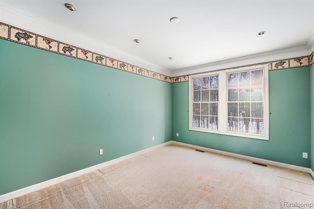 45247 OAK FOREST Drive, Northville, MI 48168 — Photo 11