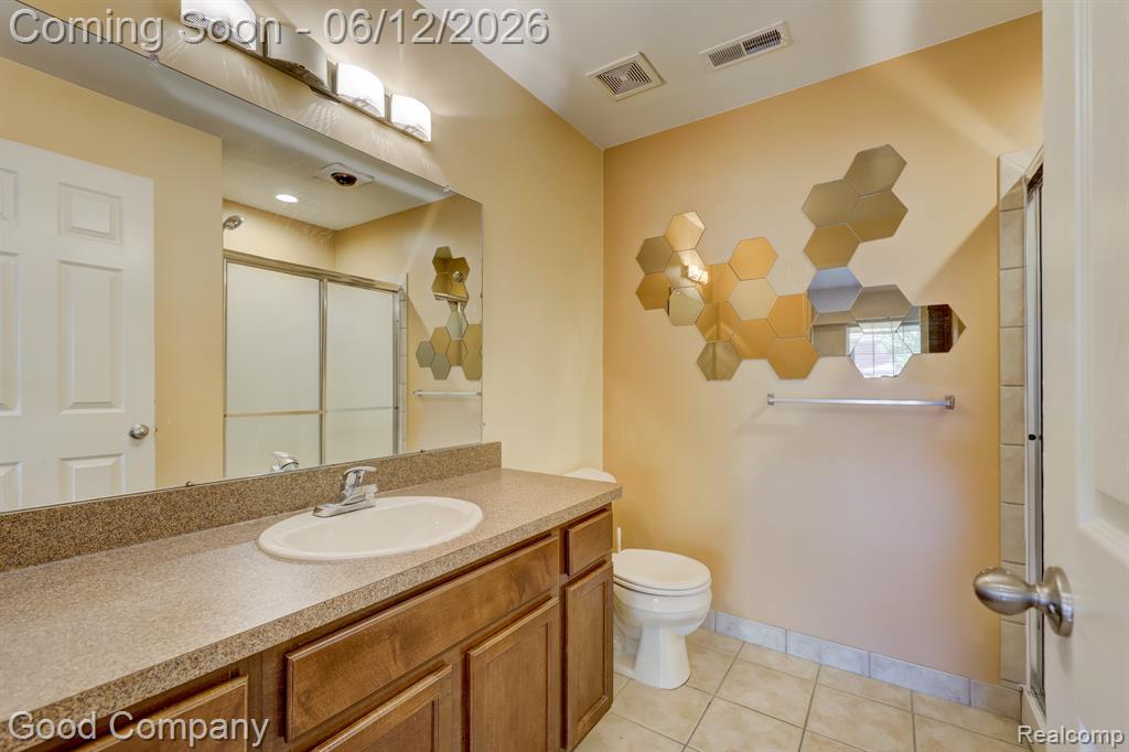 29941 Fox Run Circle, Warren, MI 48092 — Photo 25