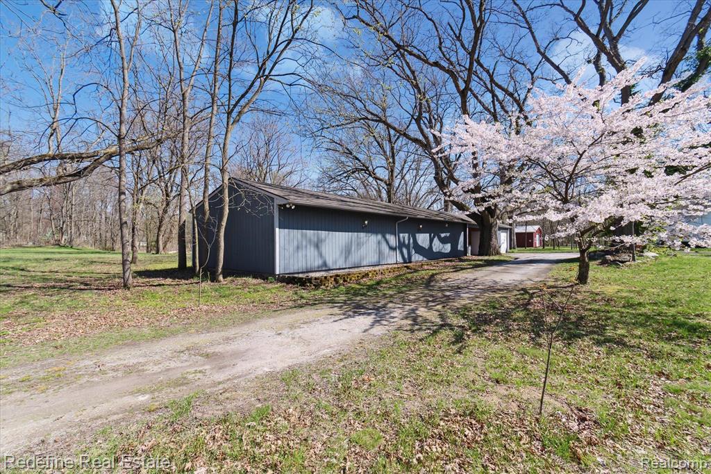 13266 Capernall Road, Carleton, MI 48117 — Photo 35