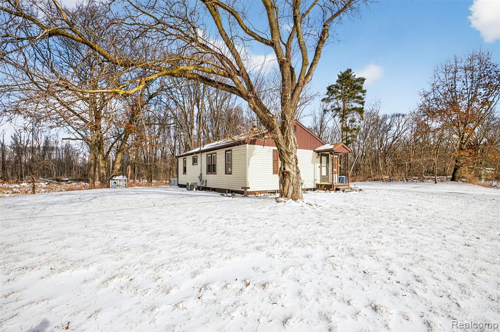 3241 Curtis Road, Birch Run, MI 48415 — Photo 7