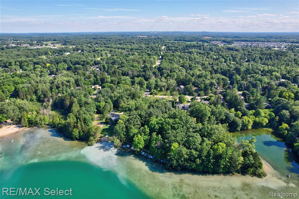 2456 N Tipsico Lake Road, Hartland, MI 48353 — Photo 52