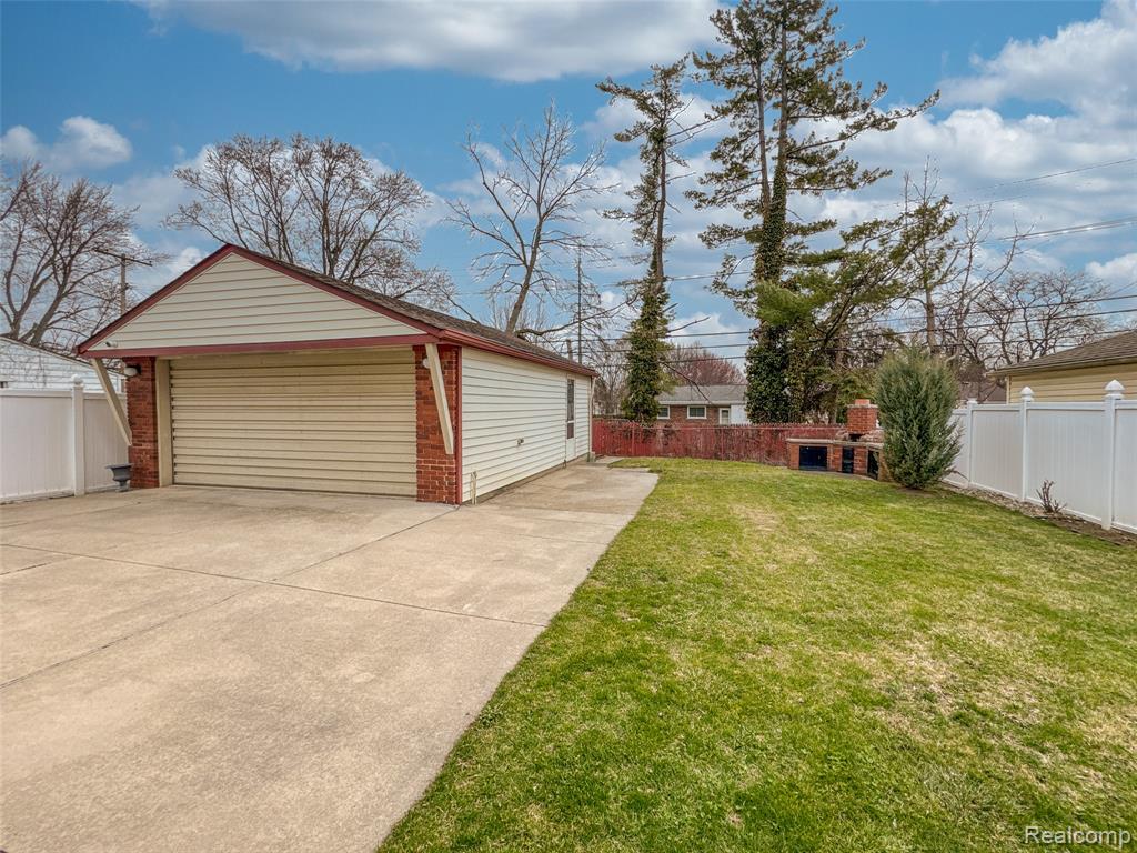 8031 Pardee Road, Taylor, MI 48180 — Photo 22