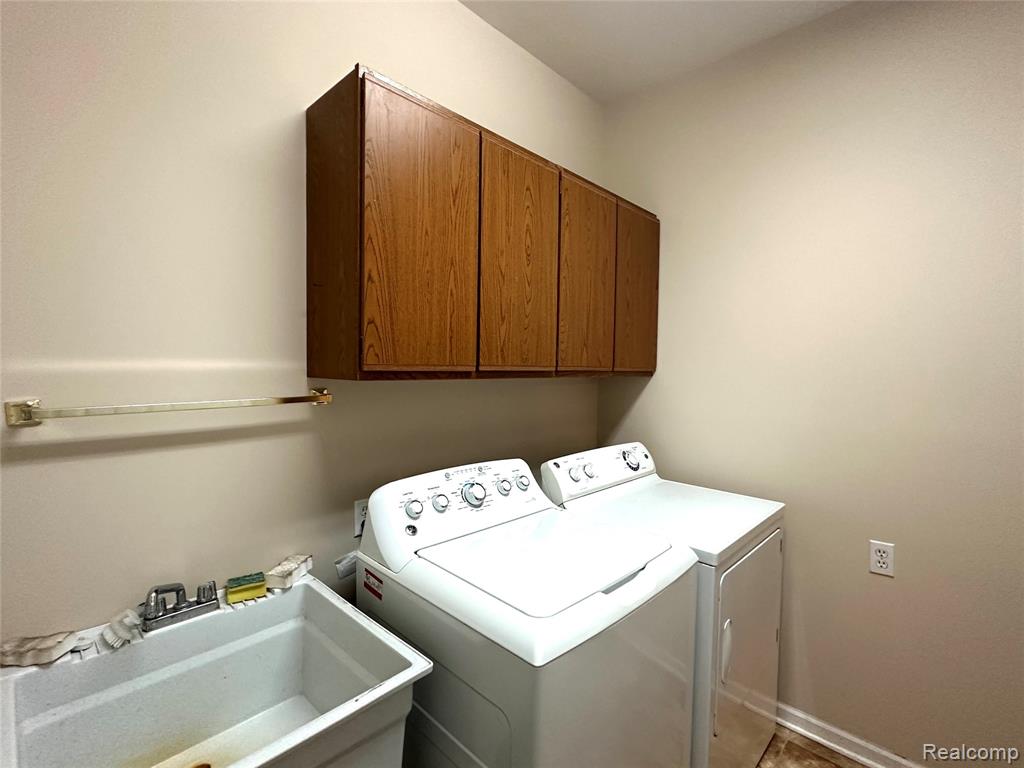 16166 Aspen Hollow Drive, Fenton, MI 48430 — Photo 13