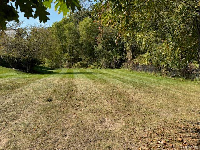 56 Chateaux Du Lac, Fenton, MI 48430 — Photo 3