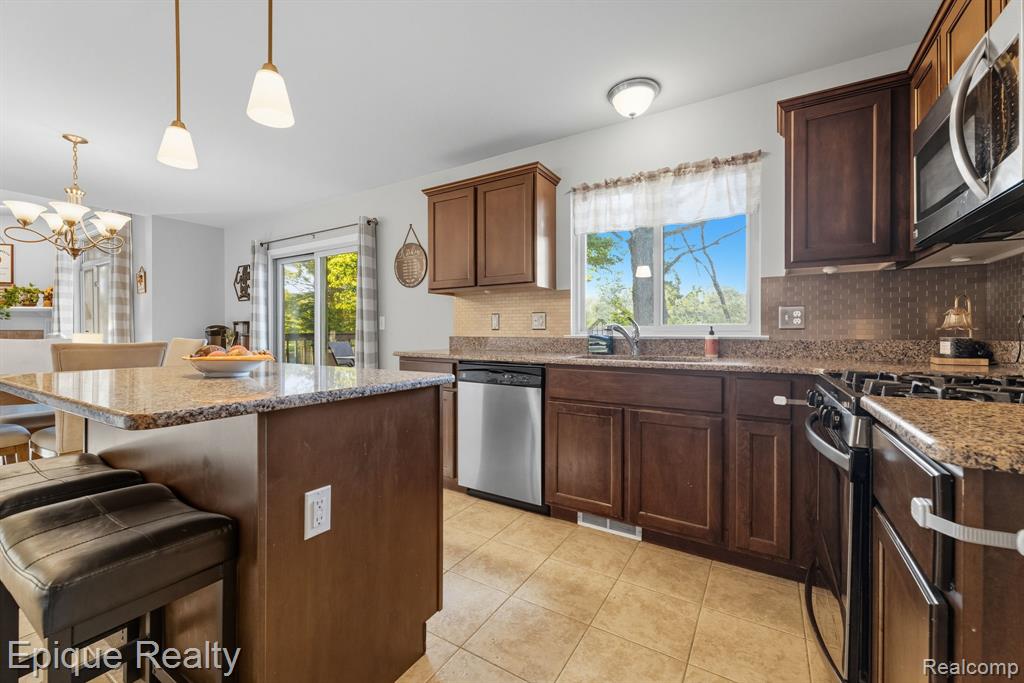 3681 S Athanasia Way S, Fort Gratiot, MI 48059 — Photo 12