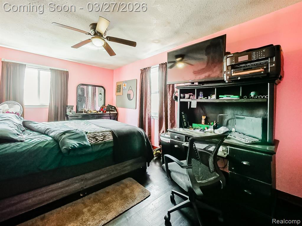 115 W Elza Avenue, Hazel Park, MI 48030 — Photo 14