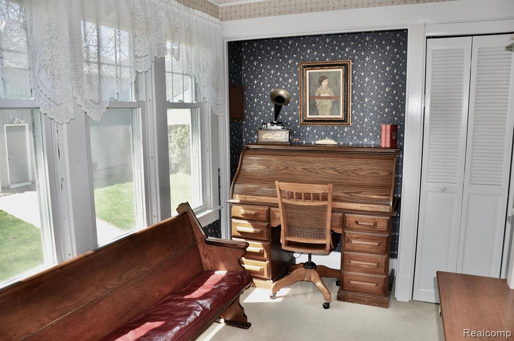 608 E MAPLE Street, Holly, MI 48442 — Photo 34