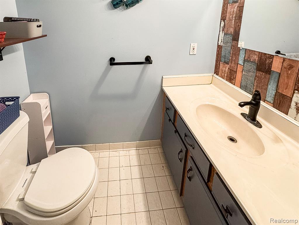 4621 Dickerson Avenue, Waterford, MI 48328 — Photo 13