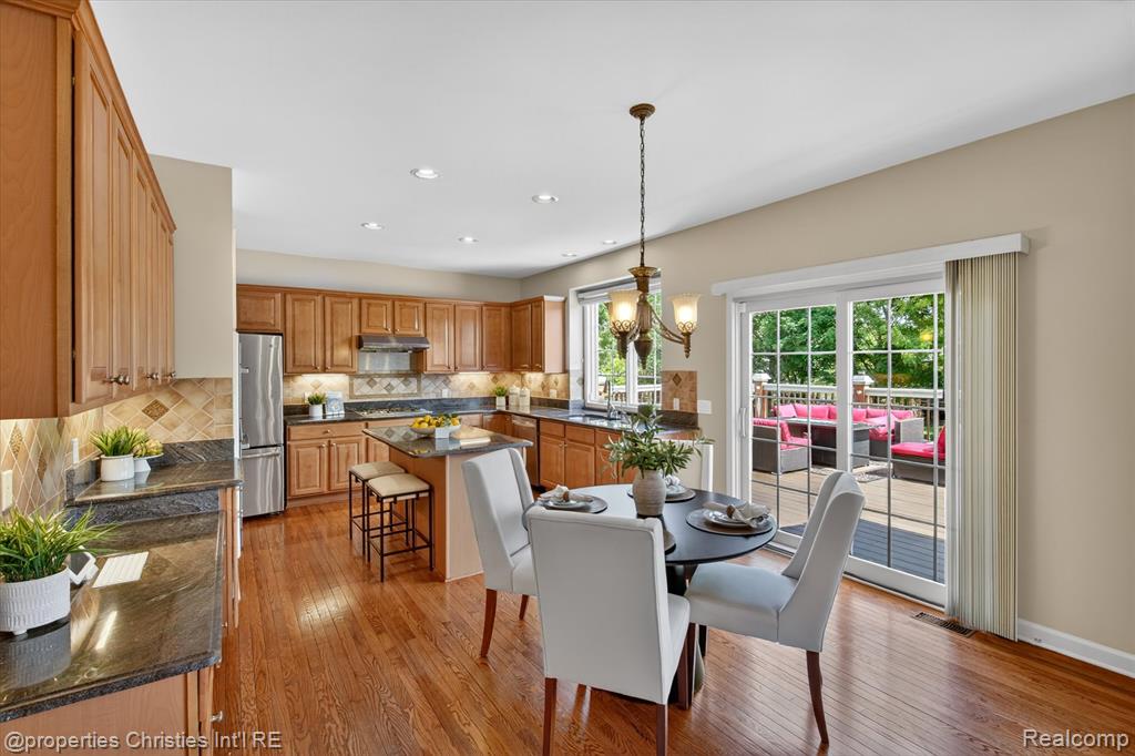 45094 Oak Forest Drive, Northville, MI 48168 — Photo 23