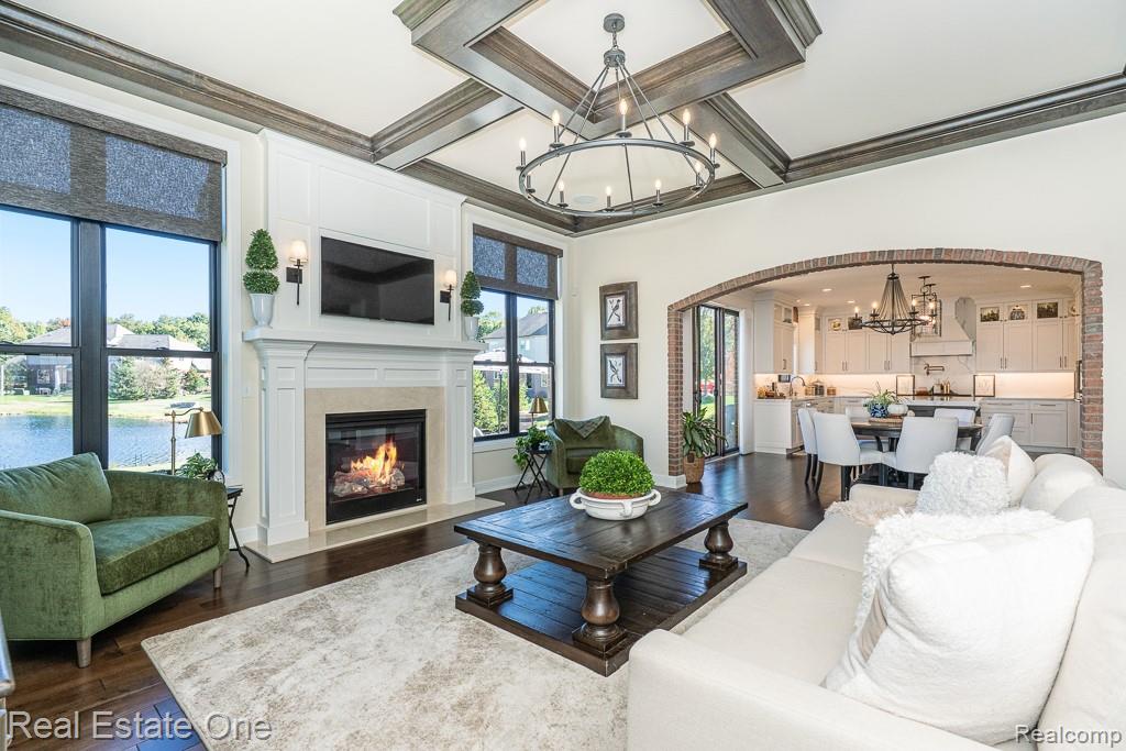 3435 Royal Berkshire Lane, Oakland, MI — Photo 2