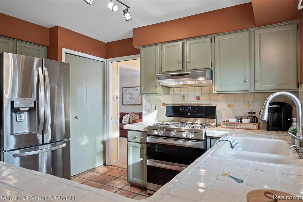 43867 Galway Drive, Novi, MI 48167 — Photo 20