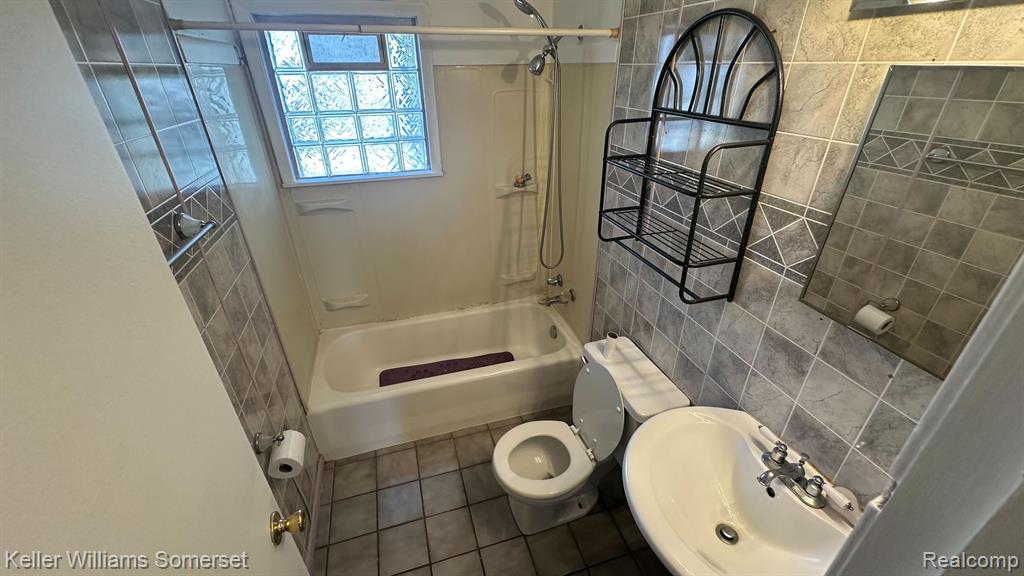 7551 STUDEBAKER Avenue, Warren, MI 48091 — Photo 15