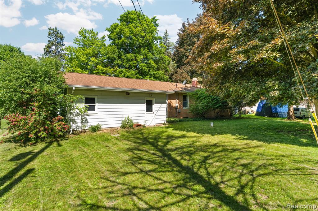 9144 Walnut Drive, Whitmore Lake, MI 48189 — Photo 41