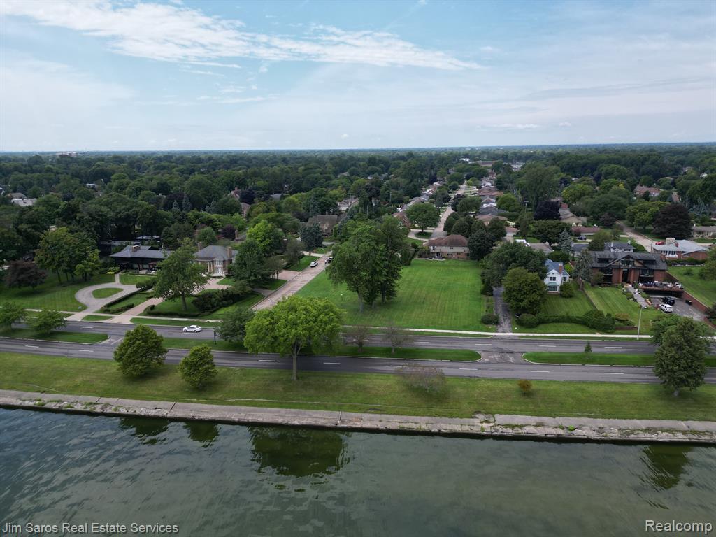 745- 749 LAKE SHORE Road, Grosse Pointe Shores, MI 48236 — Photo 6