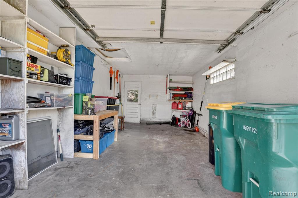 1137 E Main Street, Flushing, MI 48433 — Photo 32