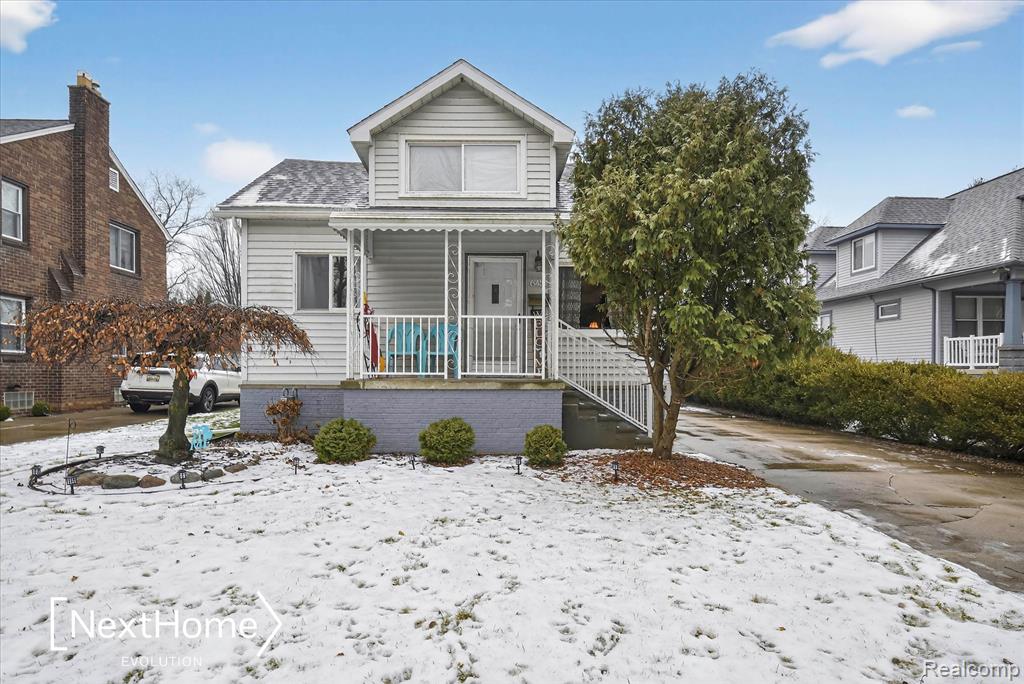 645 Riverbank Street, Wyandotte, MI 48192 — Photo 2