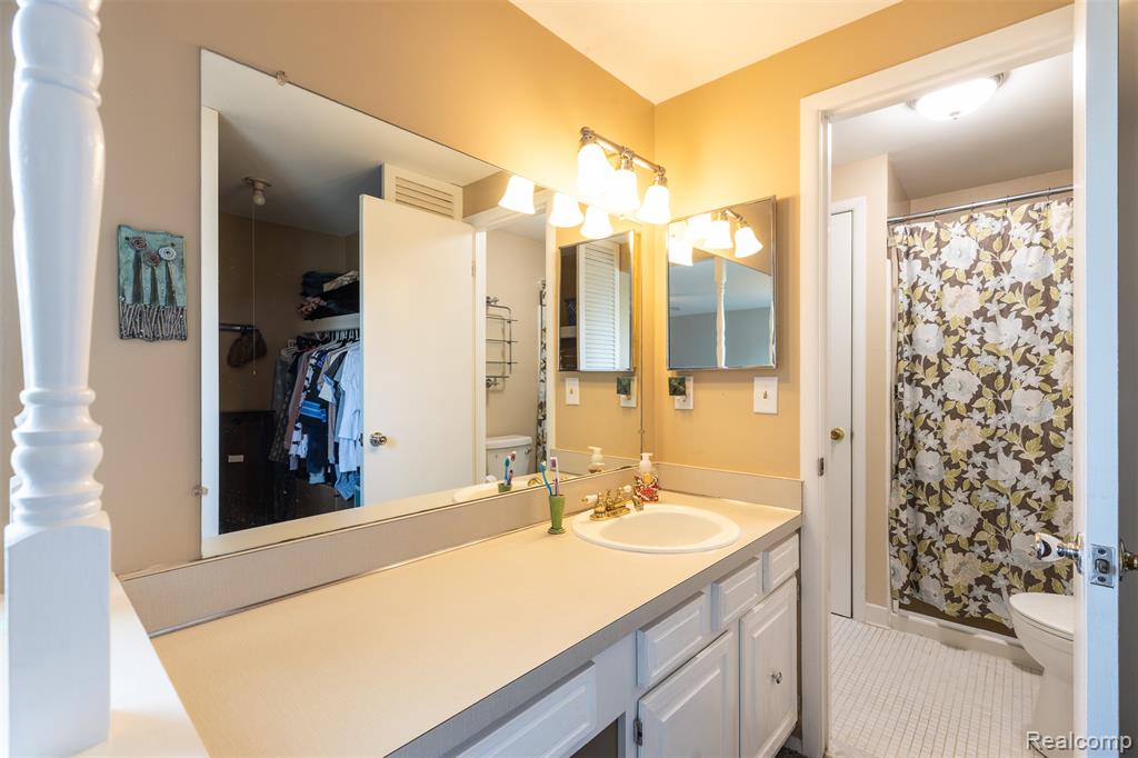 42126 Pellston Drive, Northville, MI 48167 — Photo 20