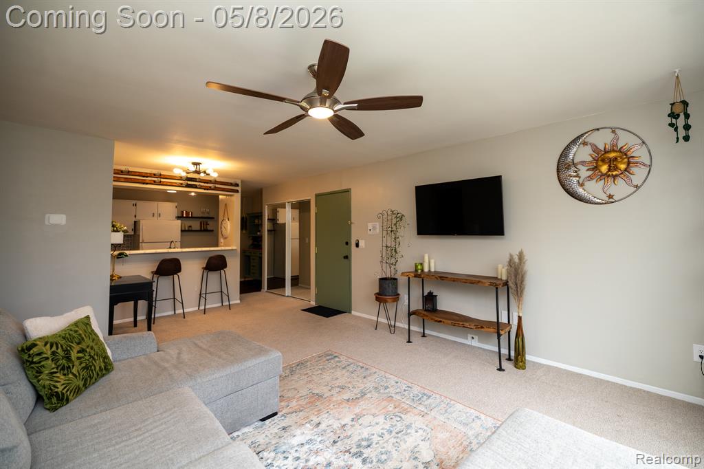 806 Bloomfield Village Boulevard, H, Auburn Hills, MI 48326 — Photo 4
